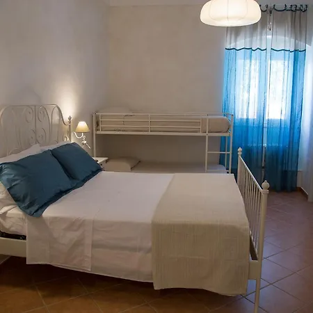 住宿加早餐酒店 Alta Marea 玛格丽塔萨沃亚